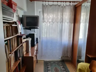 sufragerie spatioasa tv vanzare-cumparare apartament Sector 2, București